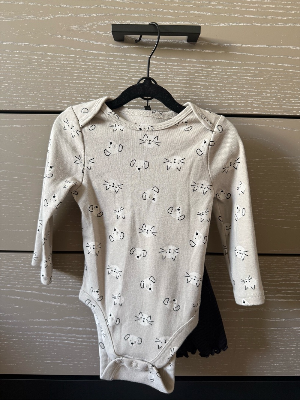 jumping beans Neutral Cream Long-Sleeve Cat & Dog Print Bodysuit